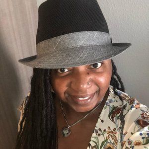 Meet your Posher, Tamara